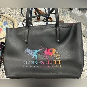 4 PIECE RAINBOW COACH LOGO SET